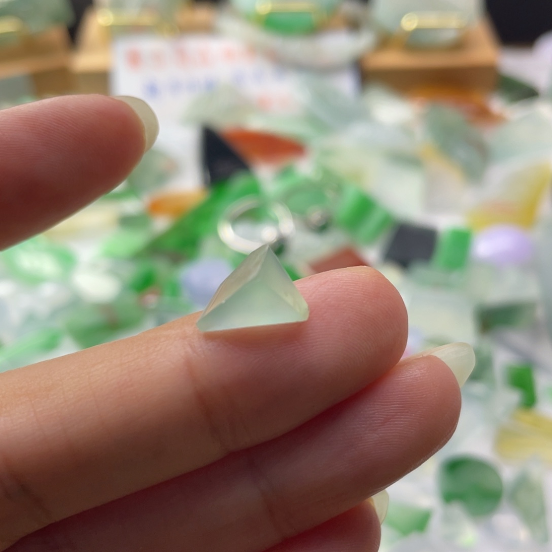 定制翡翠未镶嵌天然缅甸翡翠