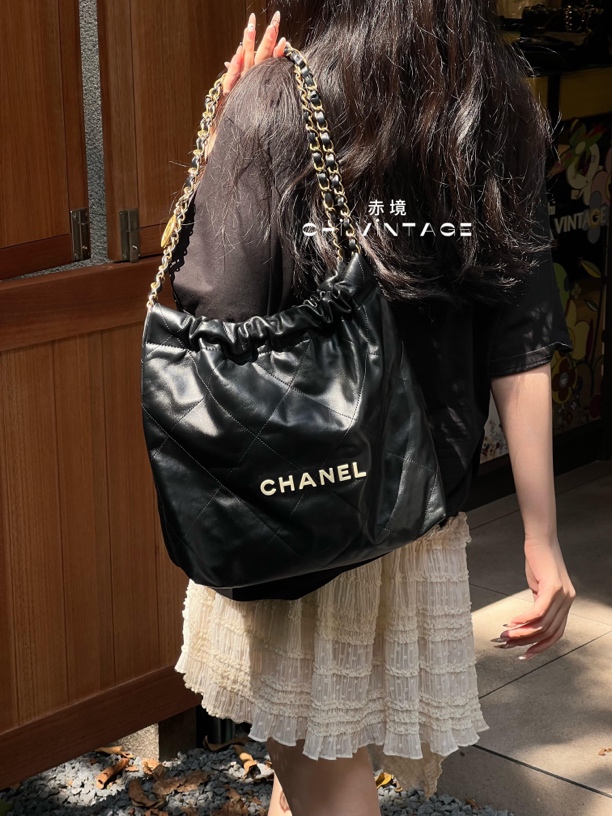 99新 Chanel/香奈儿 1110 黑金白字22bag 垃圾袋托特芯片款