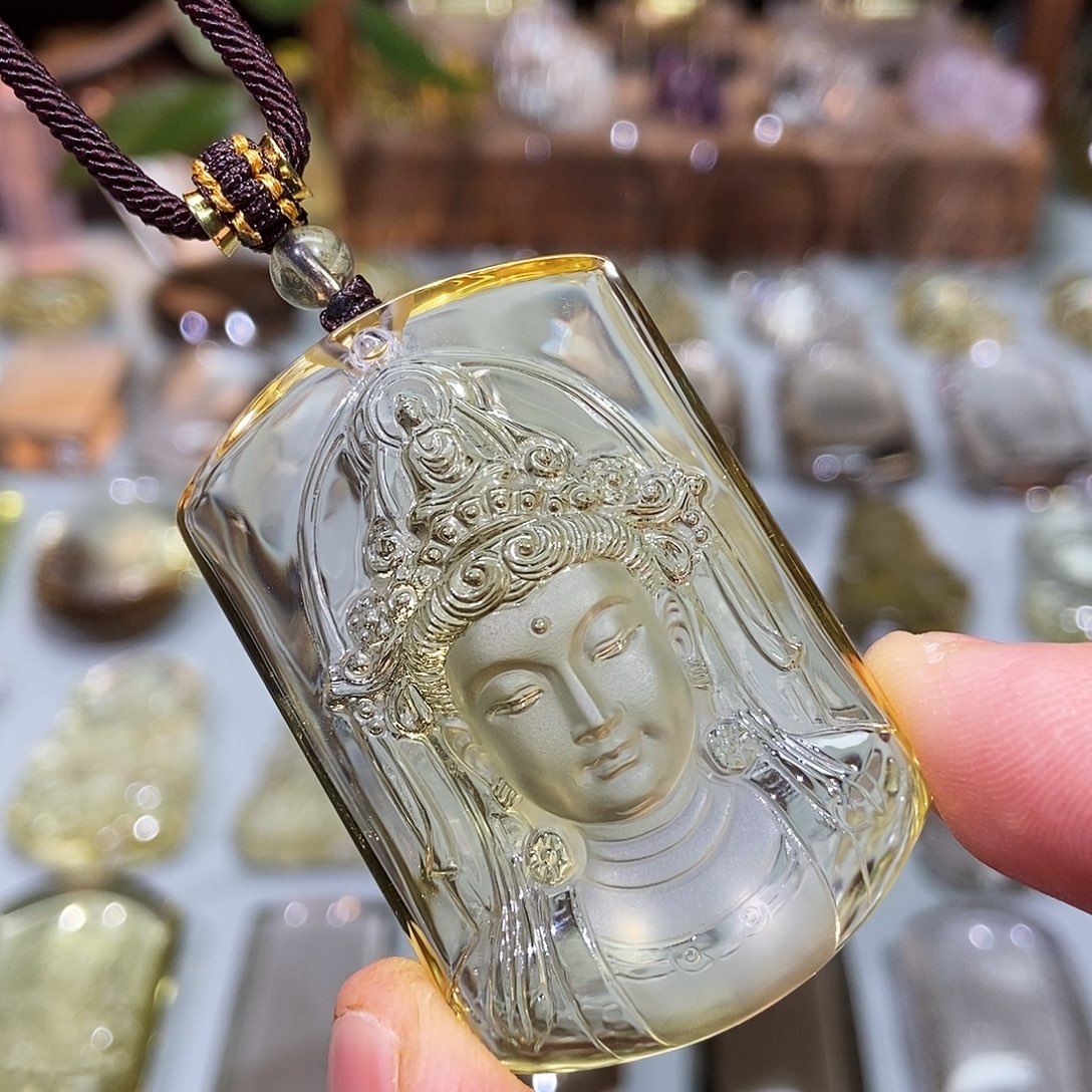 未镶嵌颈饰水晶水晶