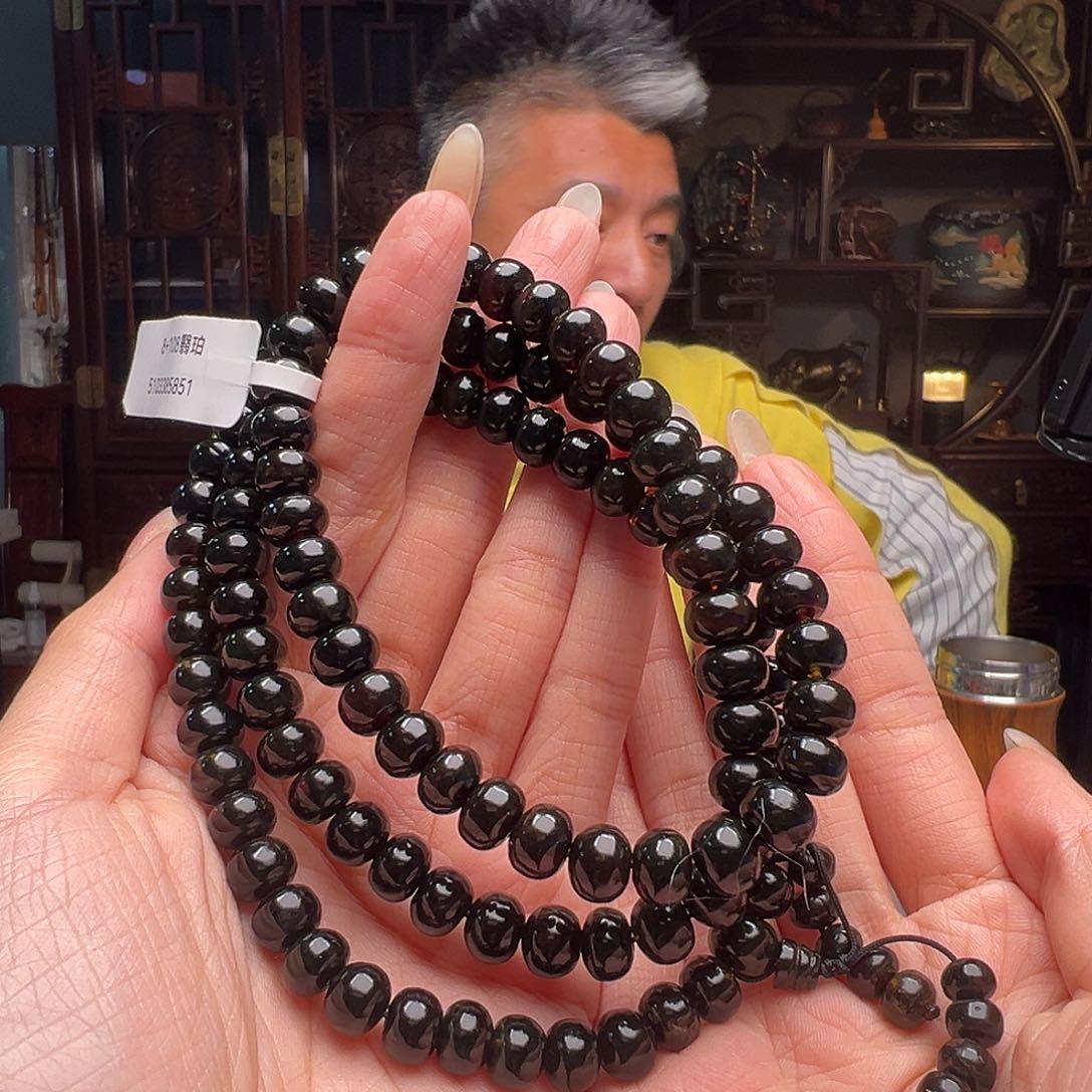 琥珀裸石未镶嵌抚顺琥珀20508。8mm