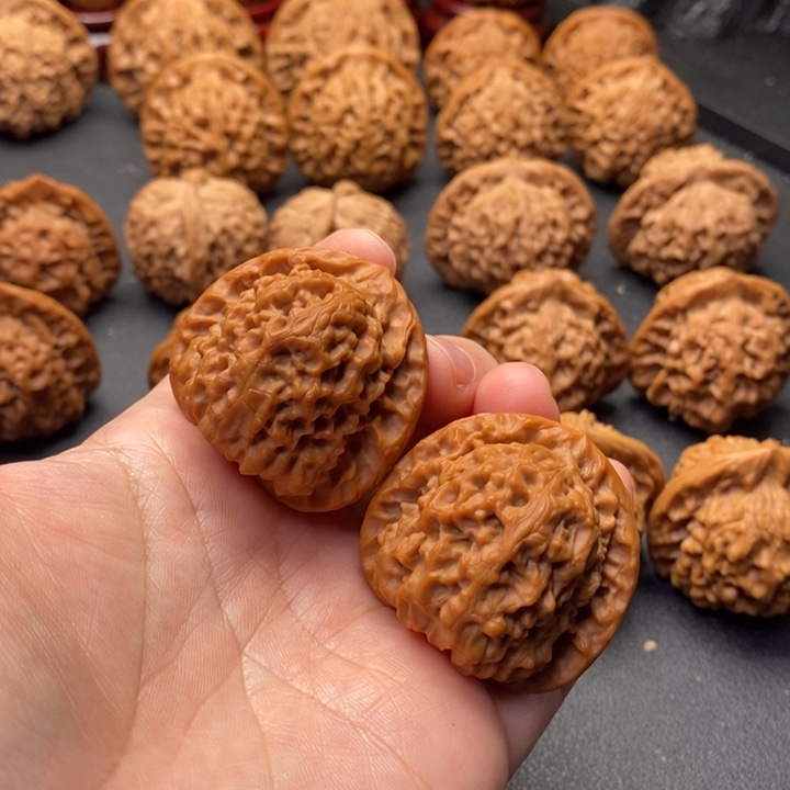 君***笑文玩核桃把件38尺如意