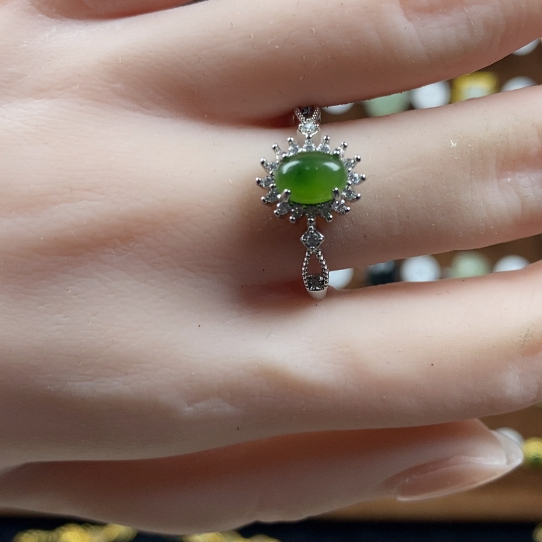 和田玉（碧玉）戒指合金