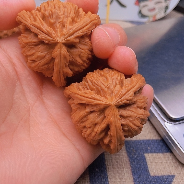 吊坠文玩核桃艾*三棱