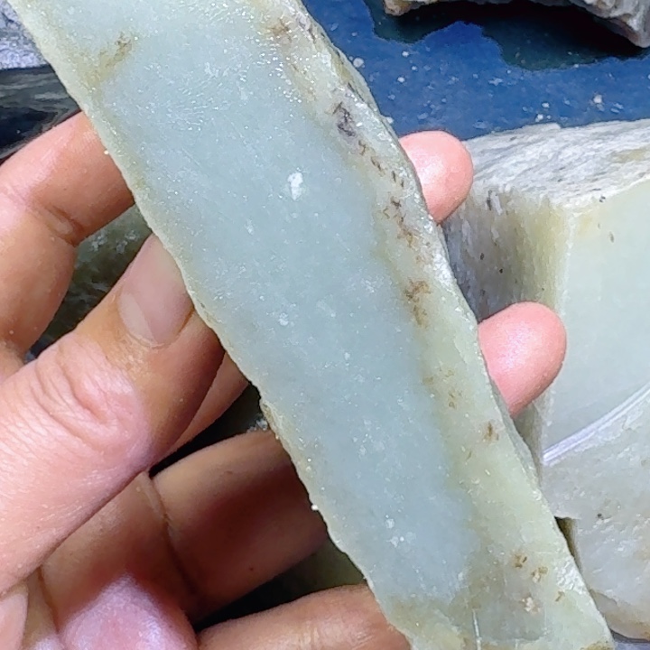 和田玉未镶嵌珠宝半成品