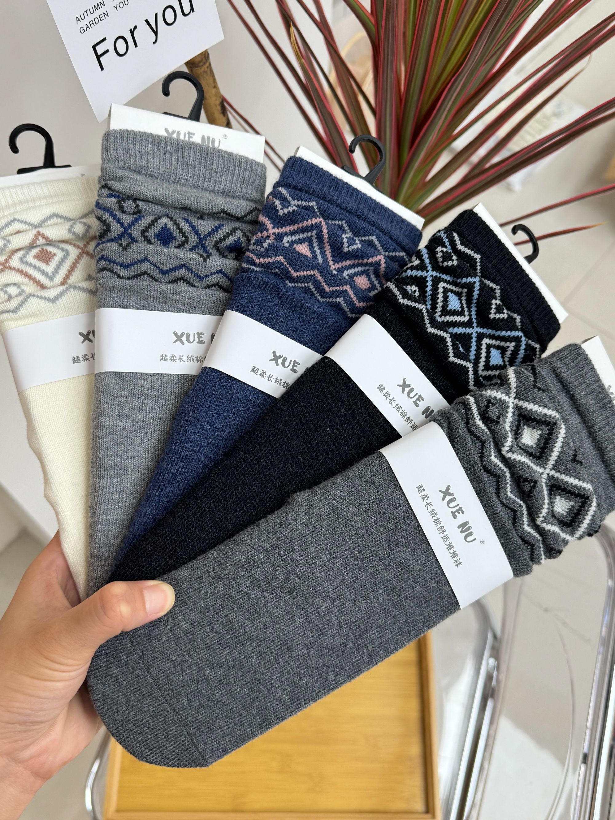 【201-300靴奴单】潮袜奢袜众多集合女袜中筒袜小众清新饰品袜