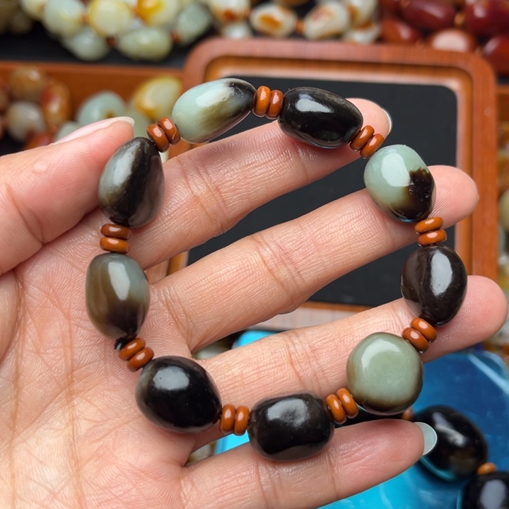 和田玉未镶嵌手链