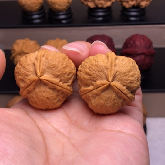 文玩核桃把件满天星三楞11