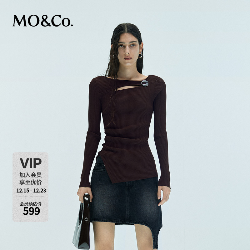 MOCO针织衫附金属胸针裂口露肤绵羊毛莫代尔混纺打底MBD3SWT018