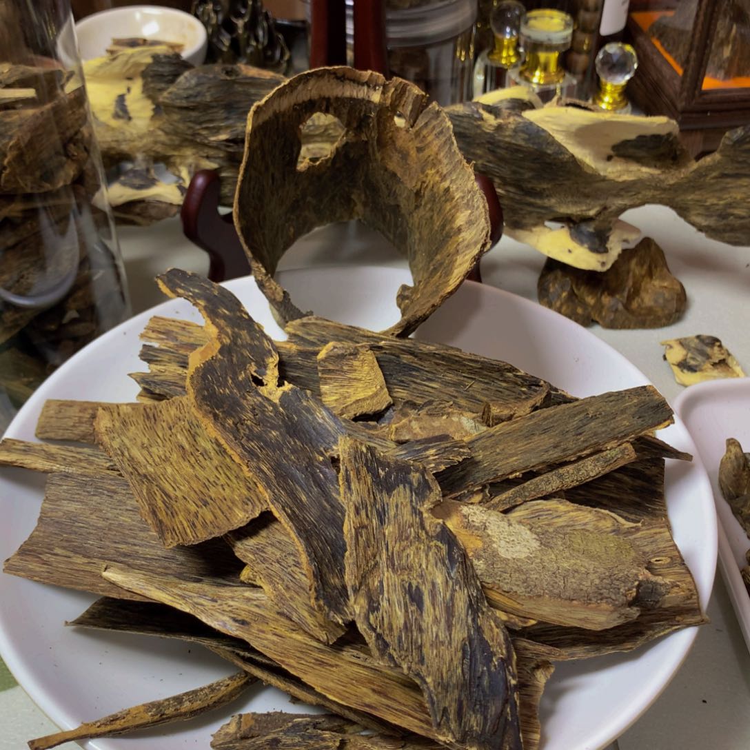 沉香沉香碎屑猪*戒乌身圆叶皮油171克