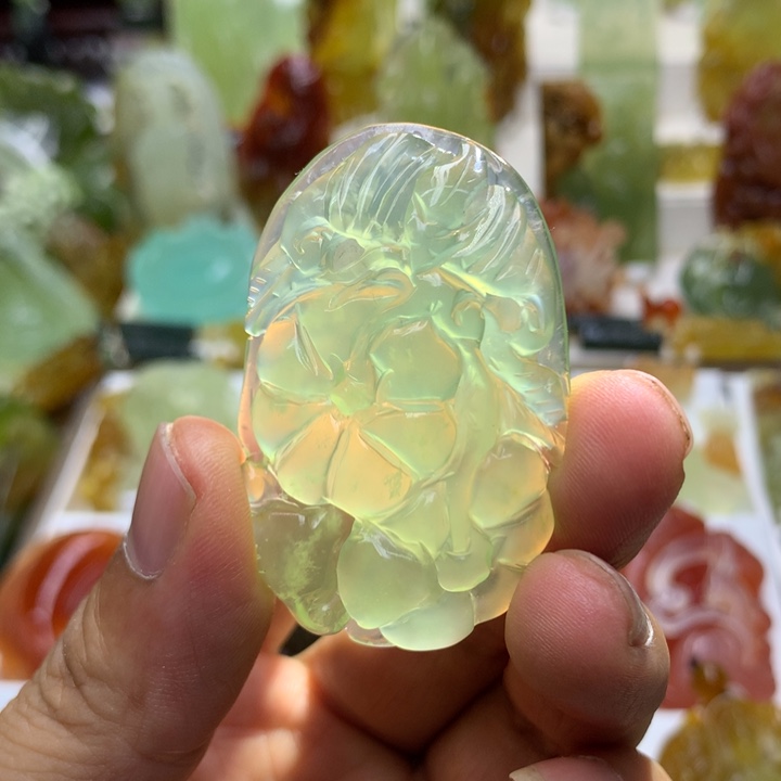 蛇纹石玉未镶嵌珠宝半成品