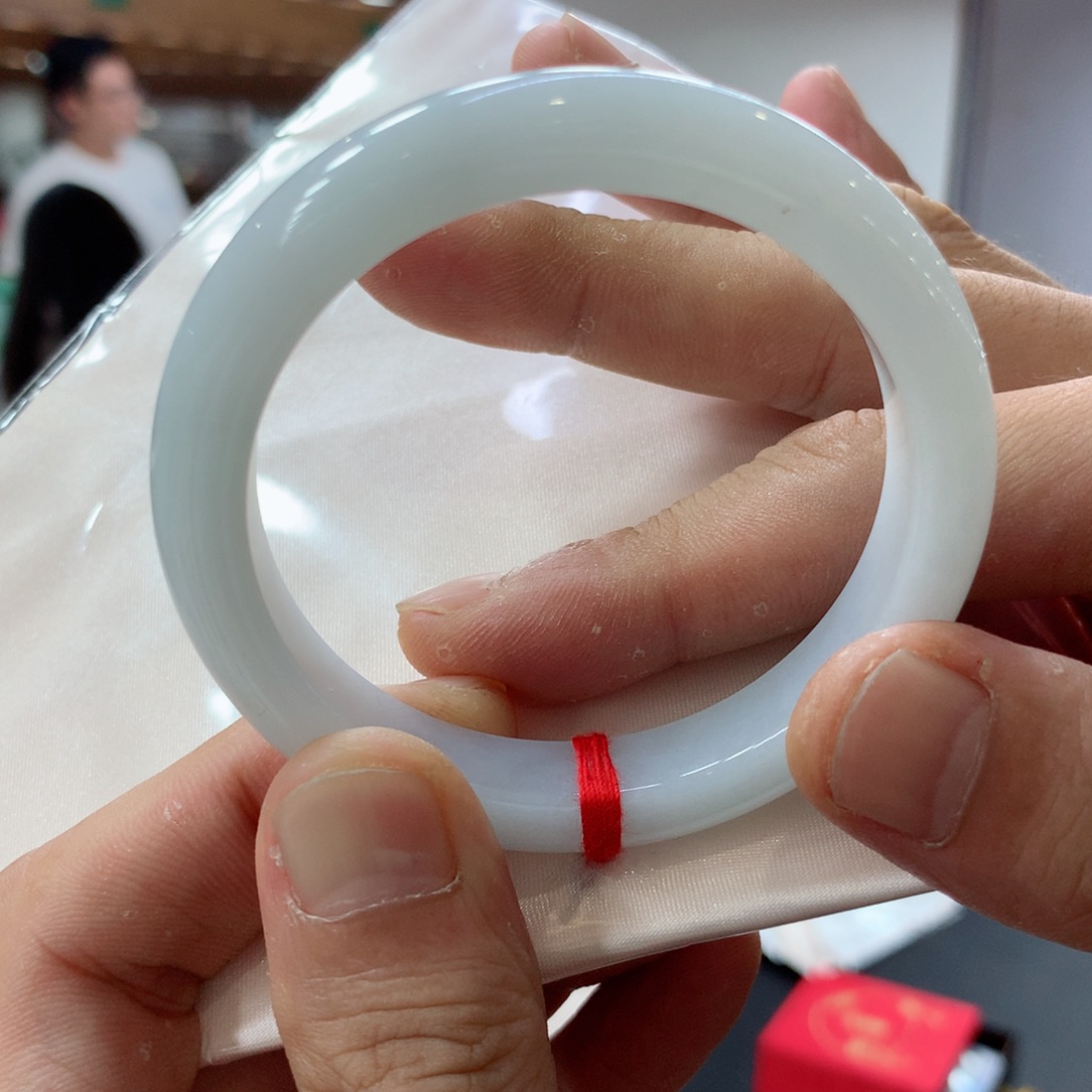 未镶嵌手镯翡翠买断