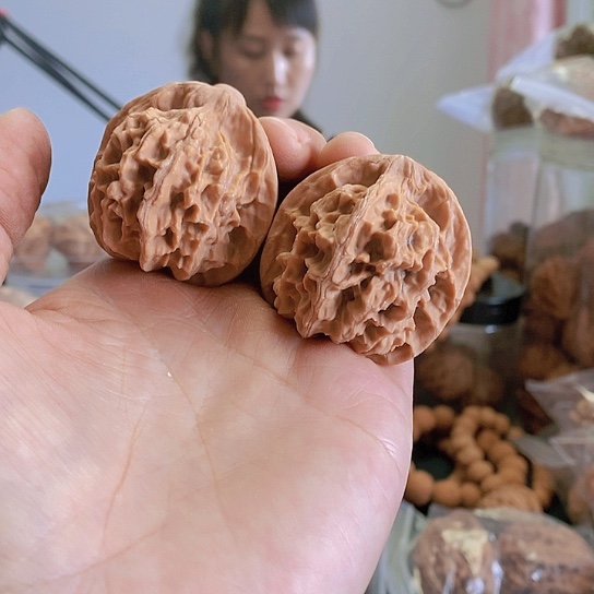 【闪购商品】把件文玩核桃40.5天地