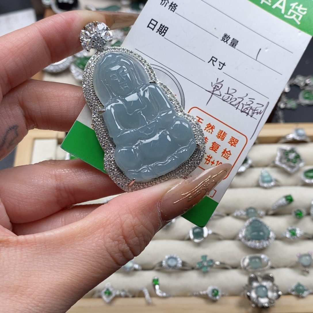 翡翠颈饰未镶嵌✨****✨翡翠