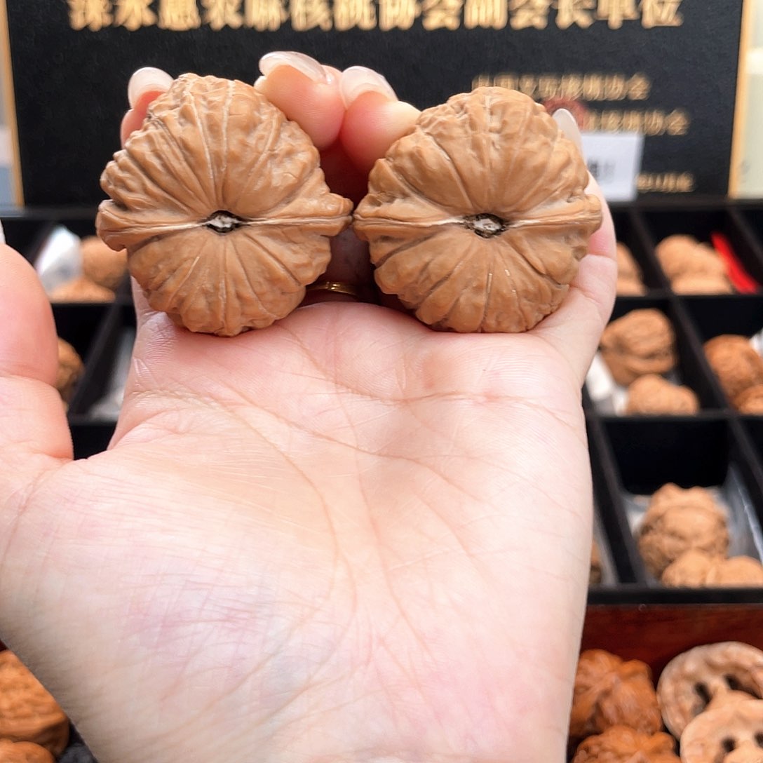 把件文玩核桃40南瓜全品正圆边肚同尺近正肩40A4