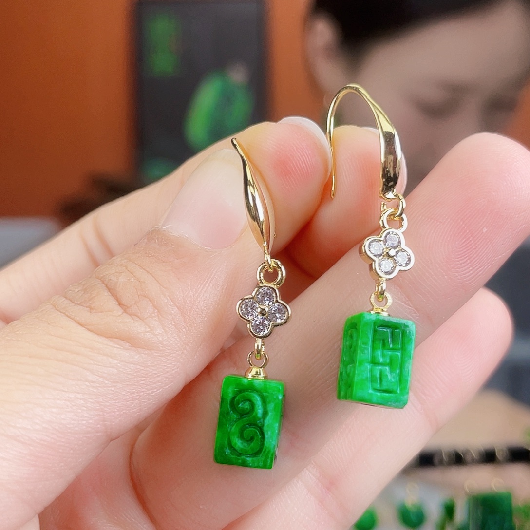 翡翠未镶嵌耳饰饰品