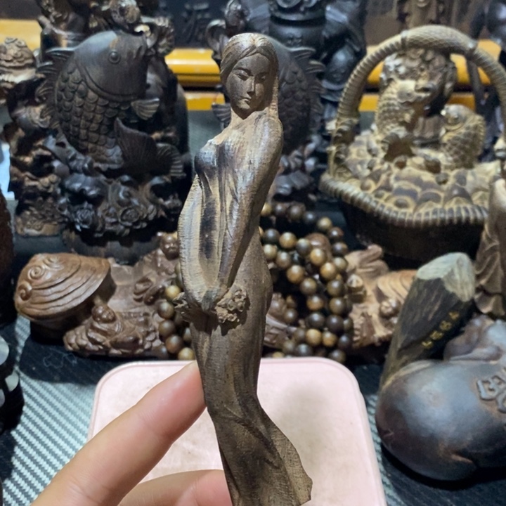 木摆件家居设计的