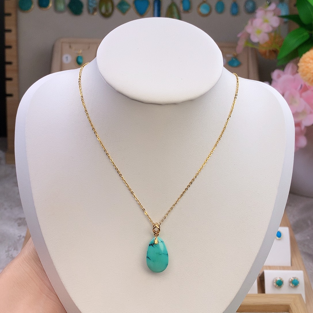 绿松石18K金镶嵌颈饰