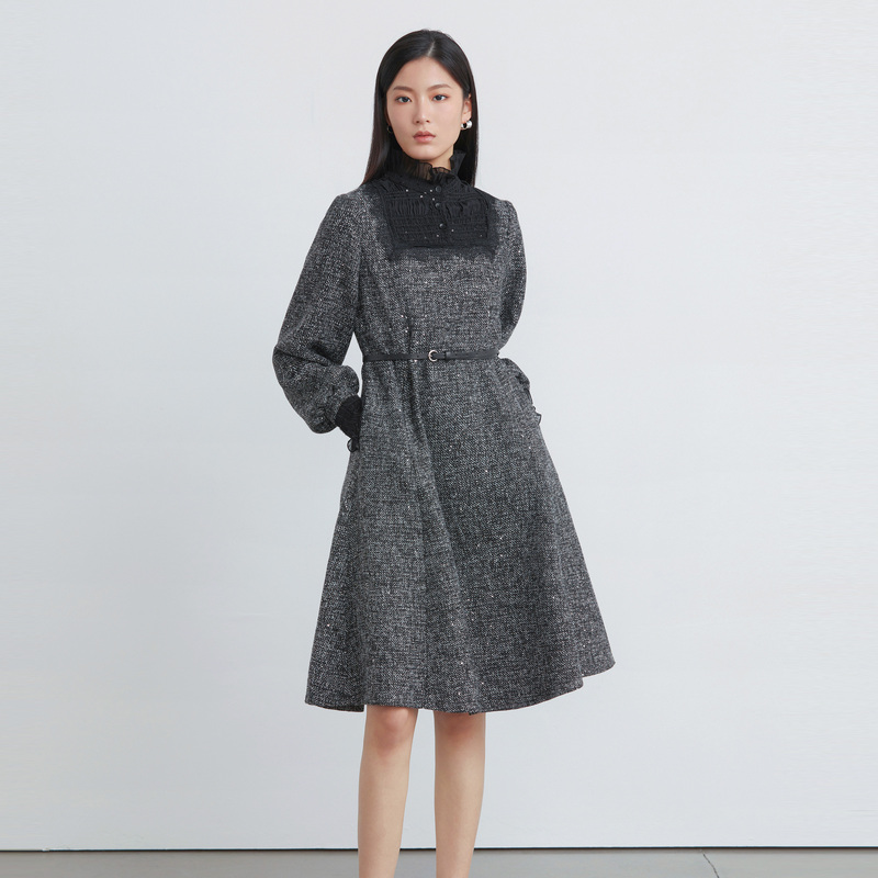 MAOKAI女装木耳边拼接收腰毛呢连衣裙M224Z1253