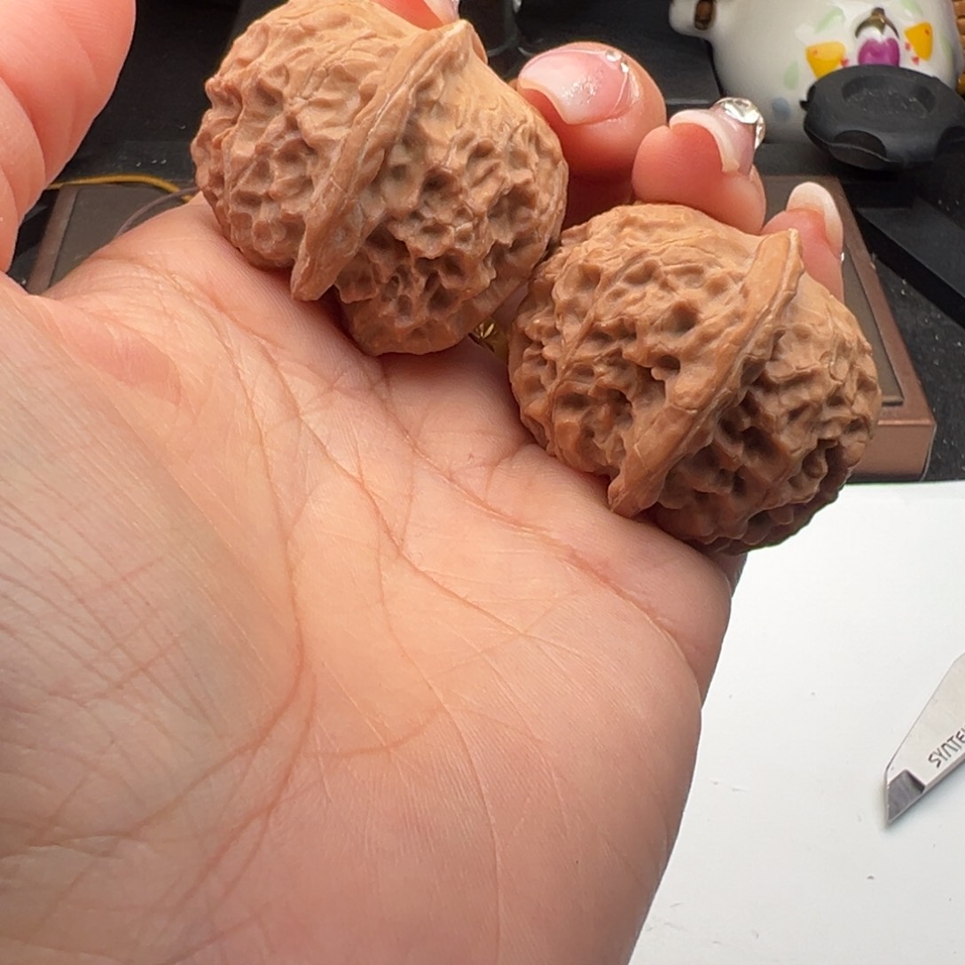 文玩核桃把件金鼎元宝