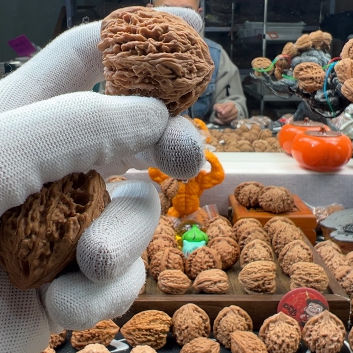 风***.文玩核桃吊坠天使之翼