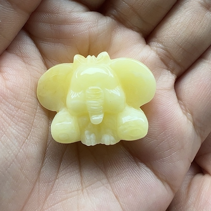 琥珀未镶嵌珠宝奇石小象打孔不退换