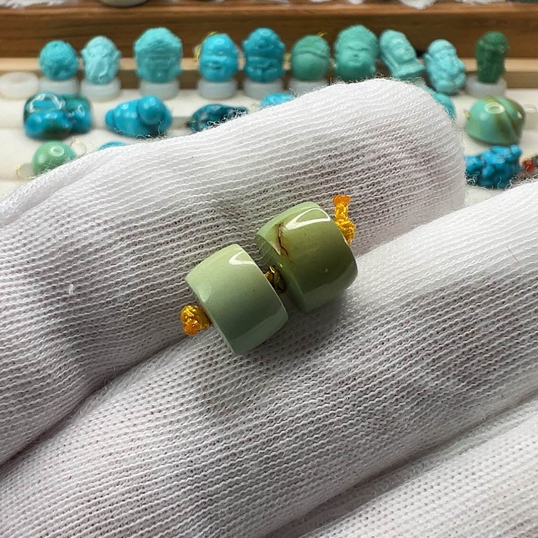 绿松石配饰未镶嵌