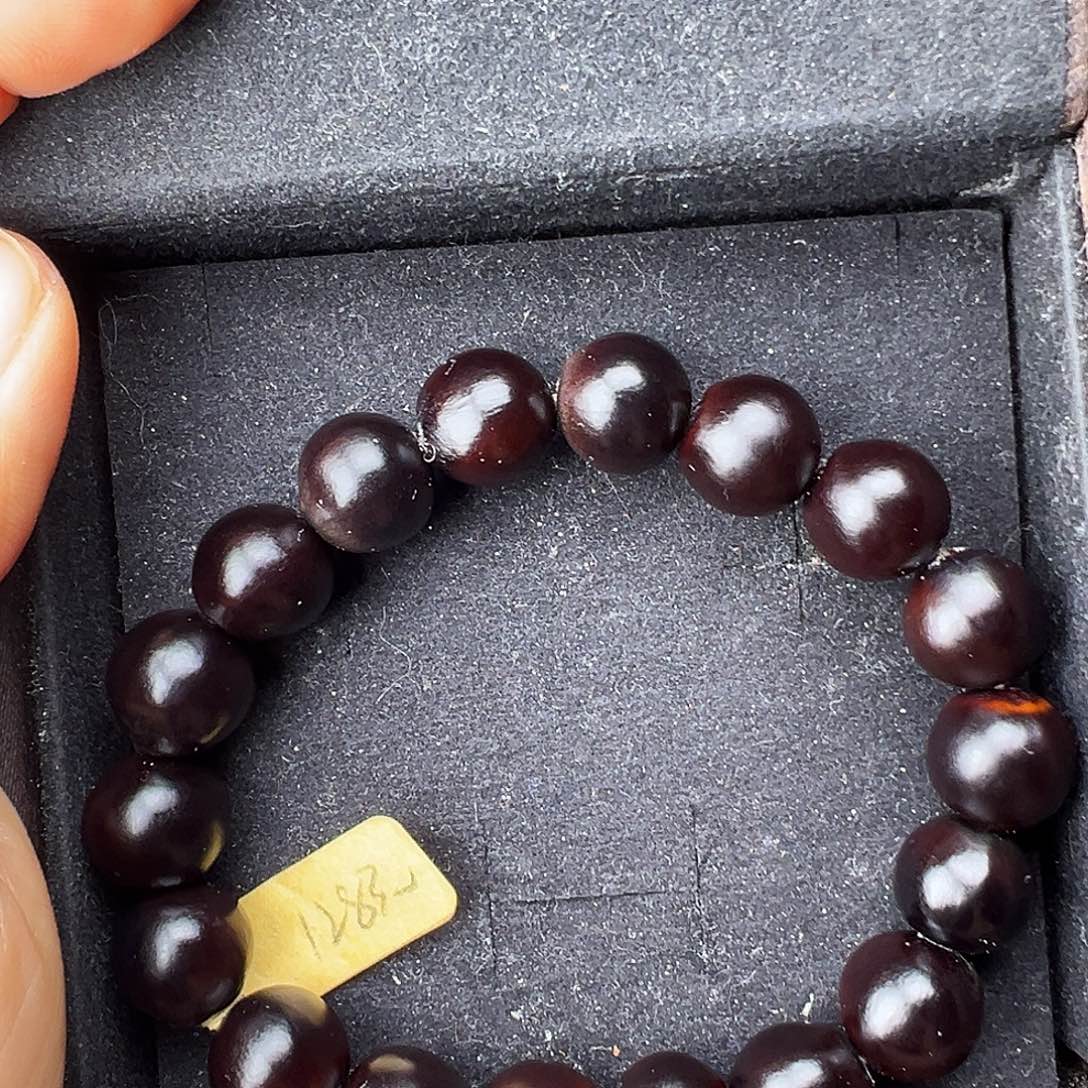 精品手串卡13毫米18颗籽红色手串