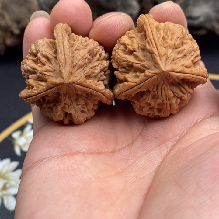 把件文玩核桃玉玺三棱