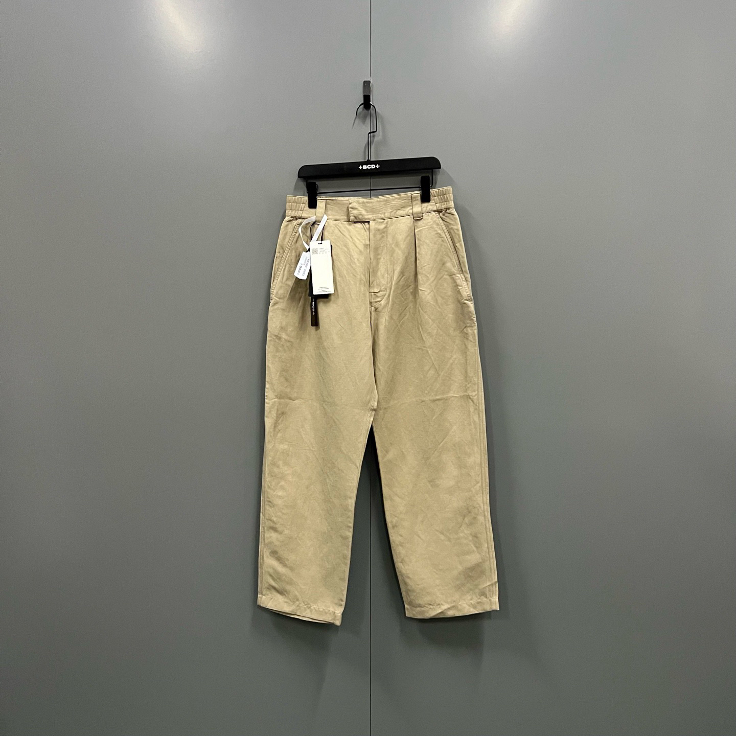 99新 Loro Piana/诺悠翩雅 (ll) 卡其色长裤 48码/020852