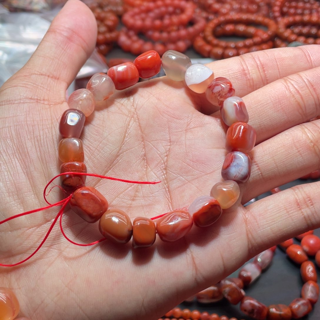 南红玛瑙手链未镶嵌