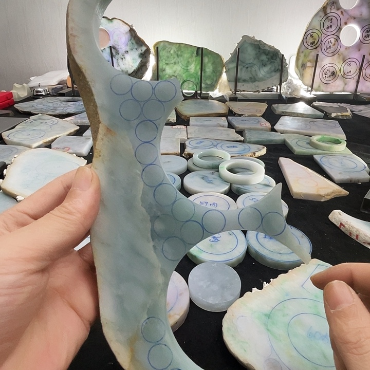 筷***生定制翡翠未镶嵌手镯