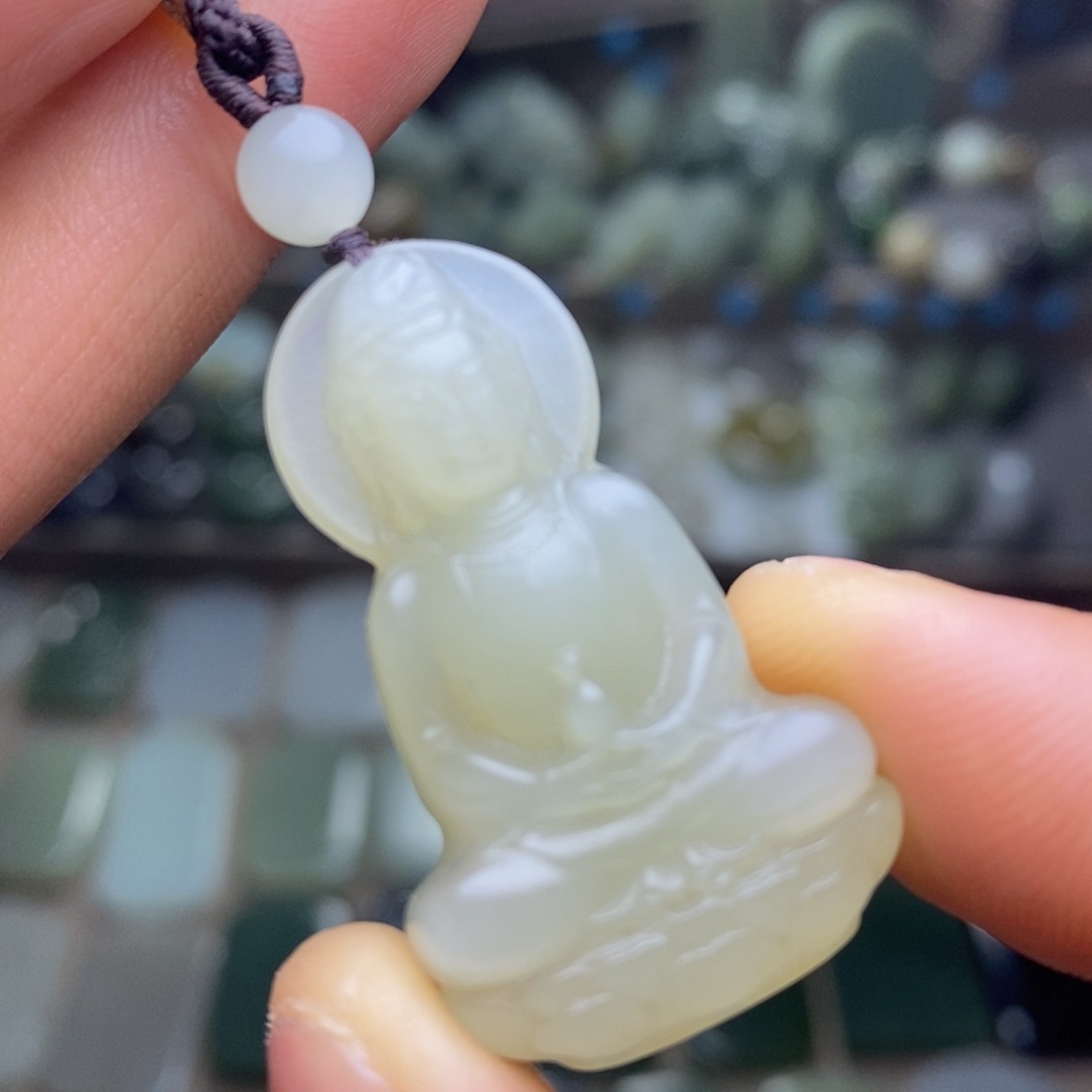 和田玉颈饰未镶嵌