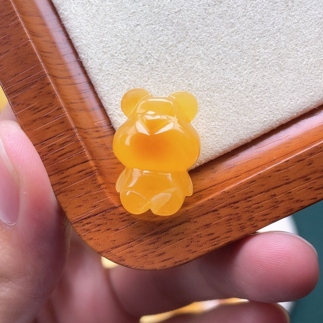琥珀裸石未镶嵌蜜蜡