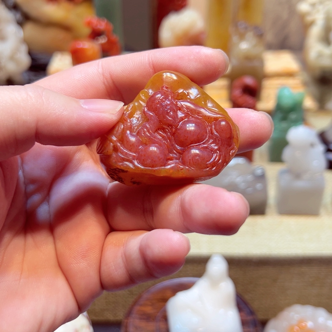 满****寿山石印石掘性高山