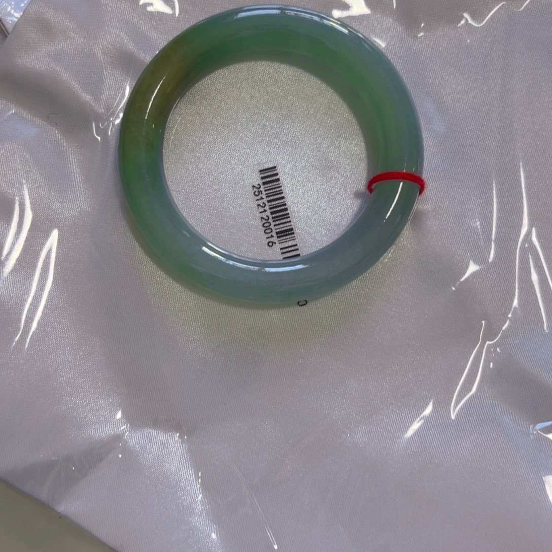 翡翠未镶嵌手镯545556. 66