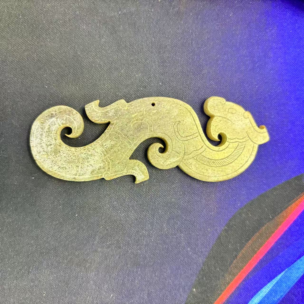 明代和田玉龙纹玉佩件-NX