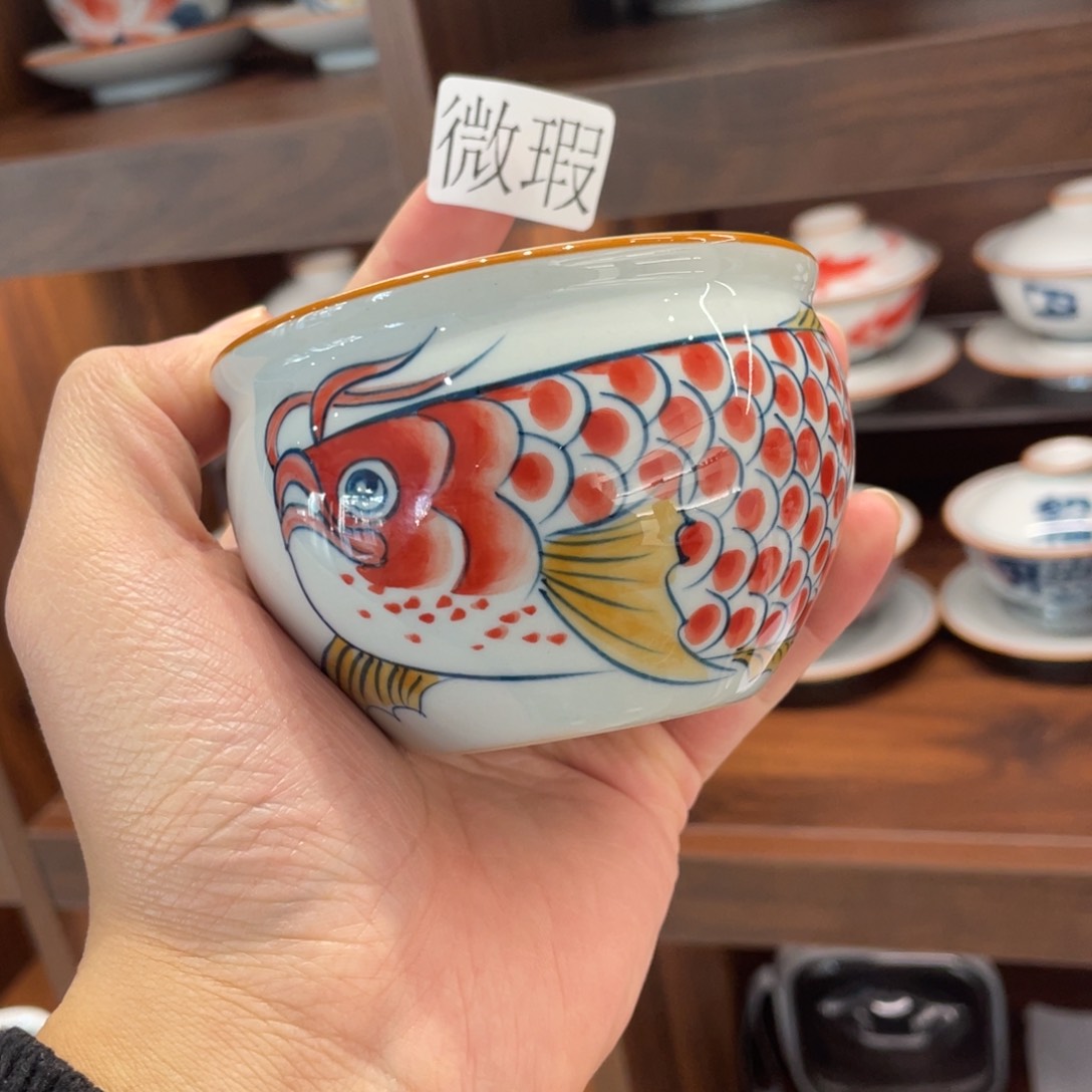 釉下手绘茶具微瑕