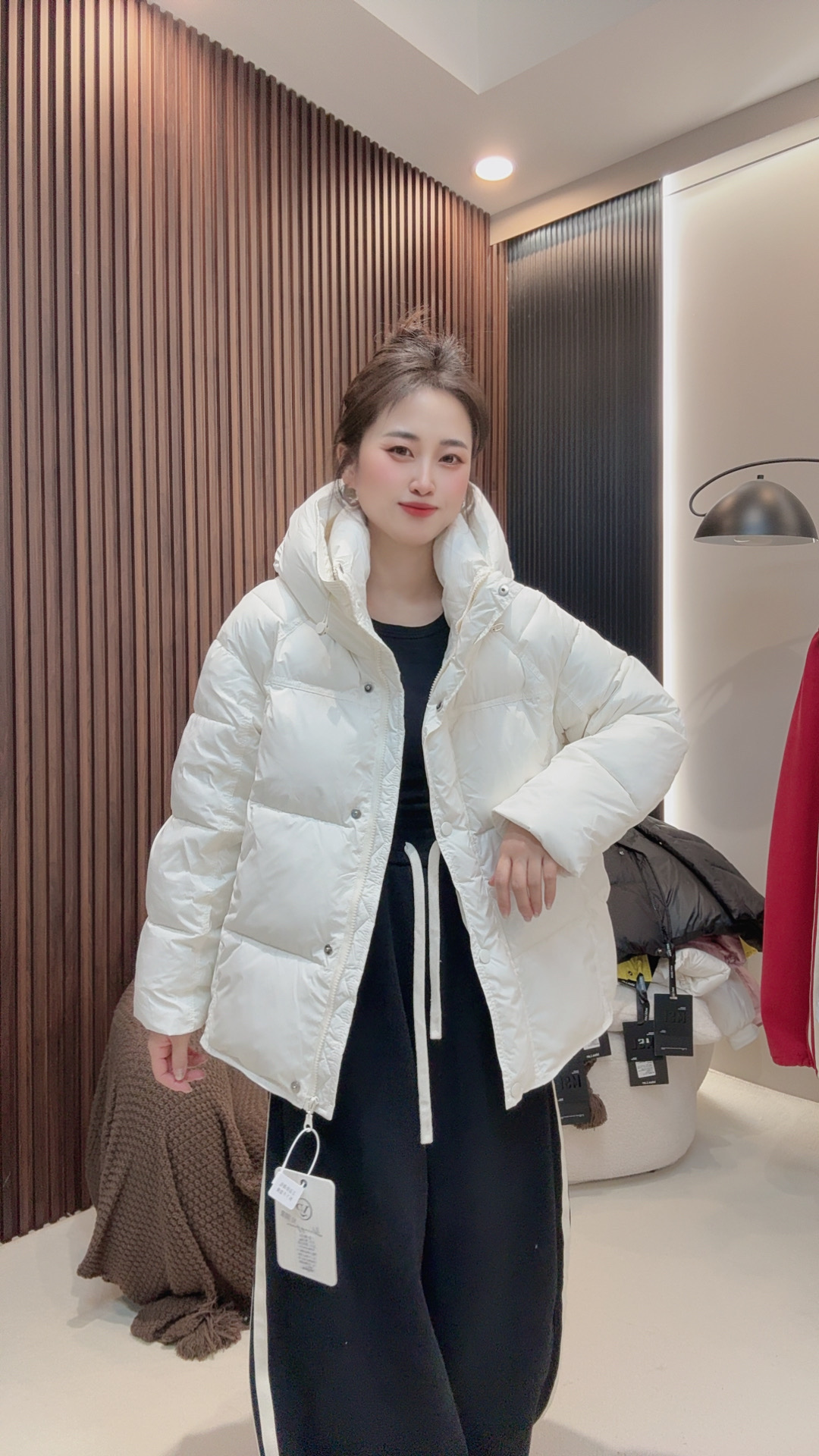 8918宽松网红纯色领帽一体女款艺术绗线棉服