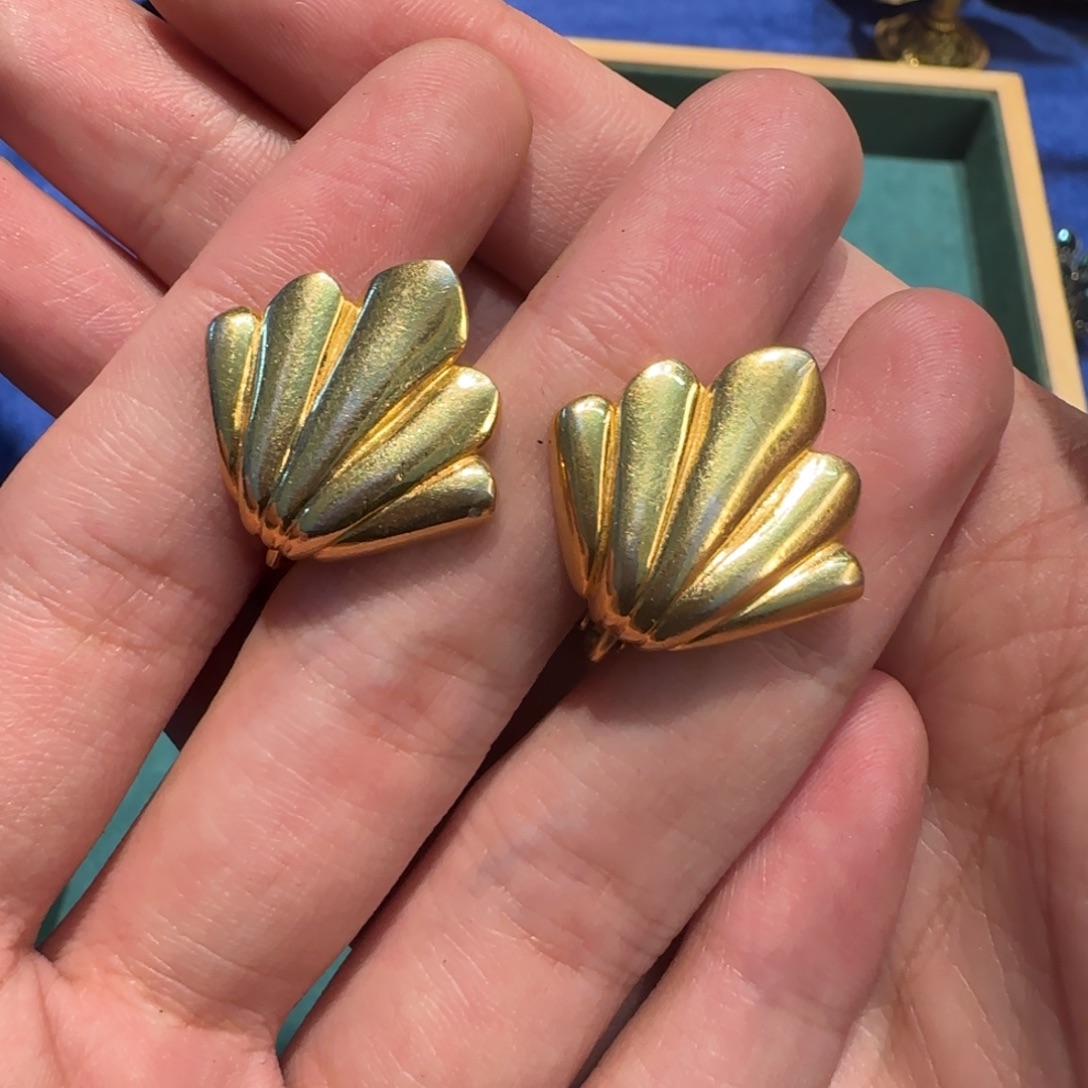 琉璃纯铜合金瑕疵