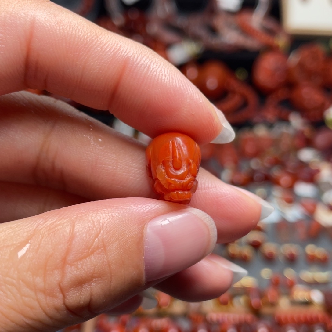 南红玛瑙未镶嵌貔貅