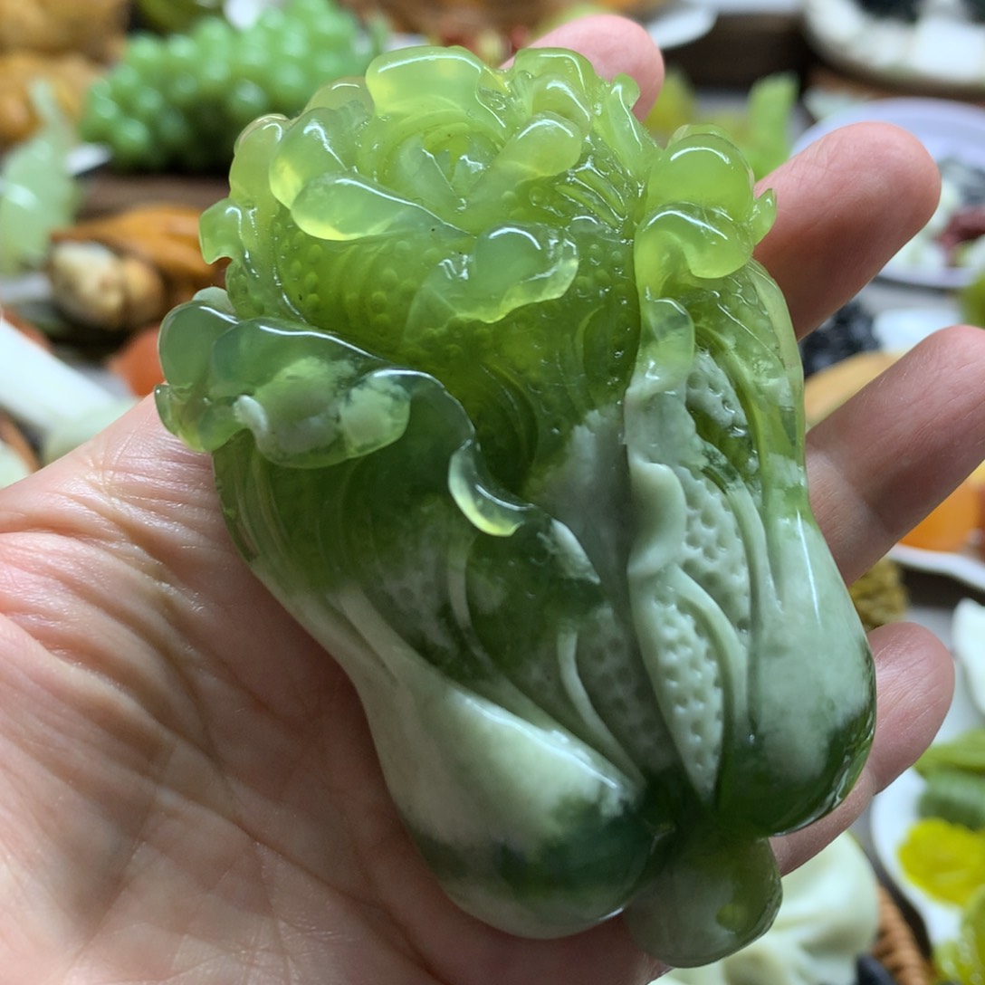 未镶嵌蛇纹石玉摆件