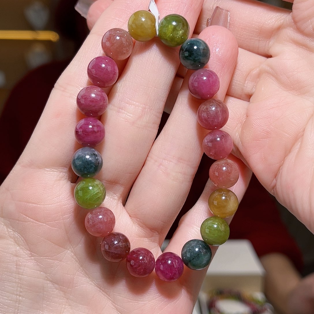 碧玺9mm多样性发一件碧玺未镶嵌