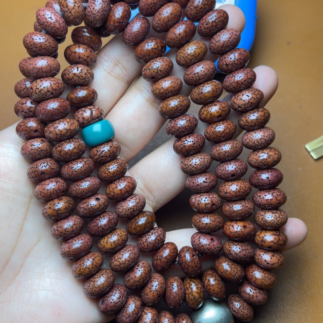 阿***平玻璃颈饰啦啦啦啦啦啦