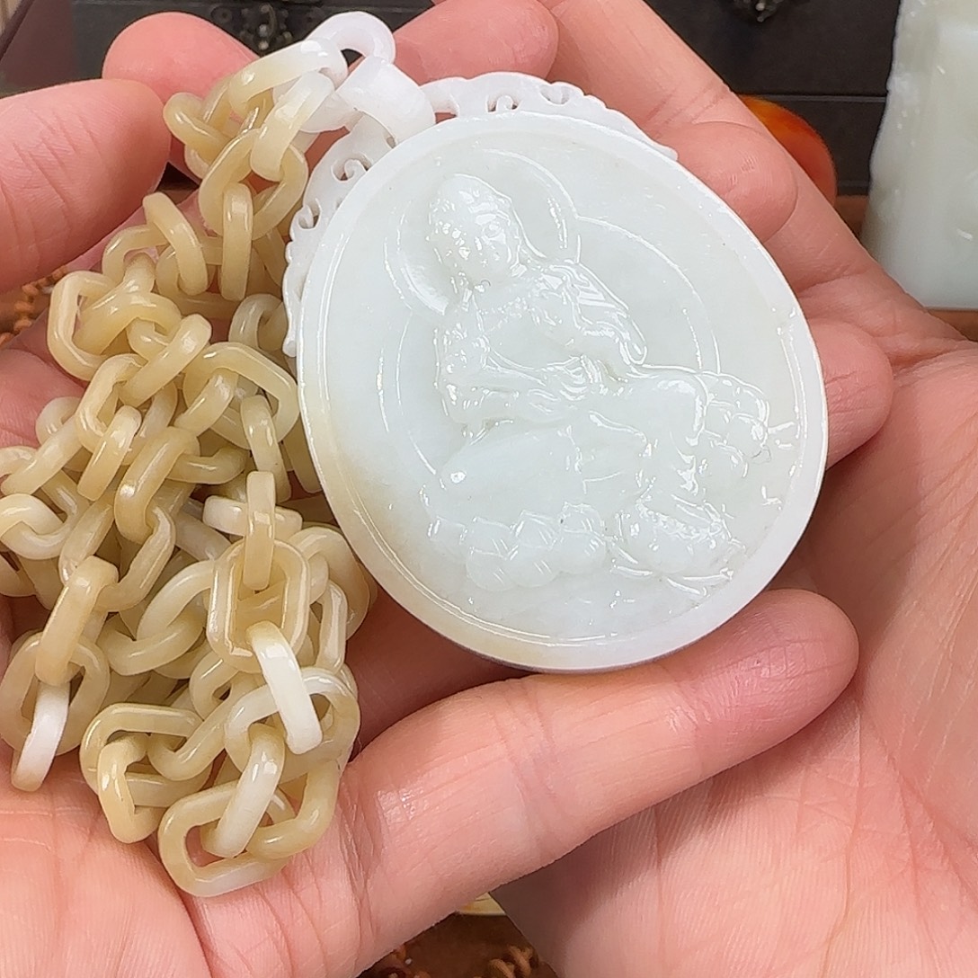 和田玉未镶嵌颈饰