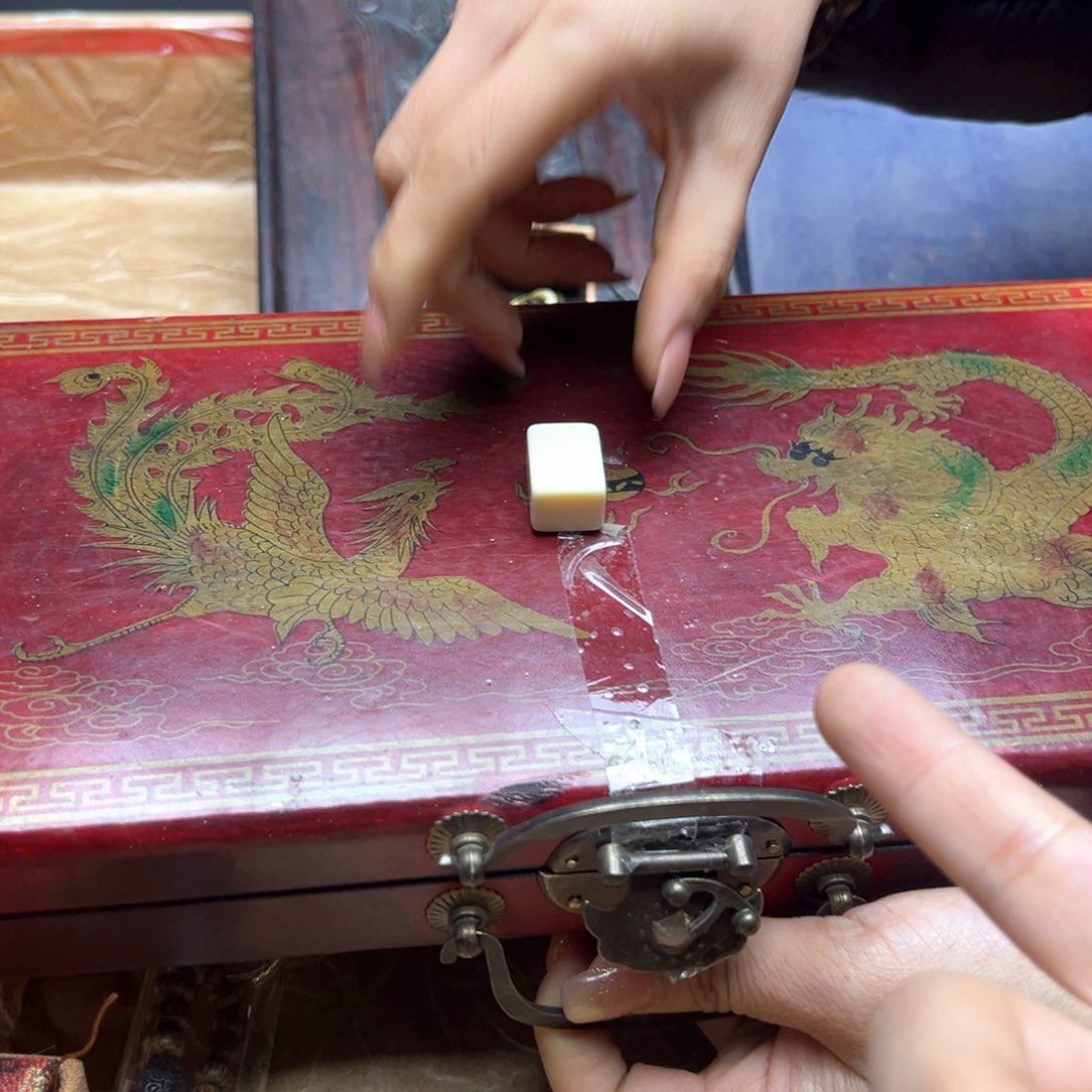 大叶紫檀（黑酸枝木类）