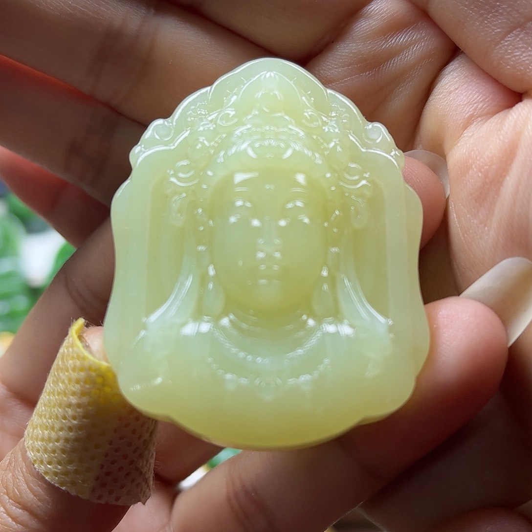 和田玉吊坠未镶嵌