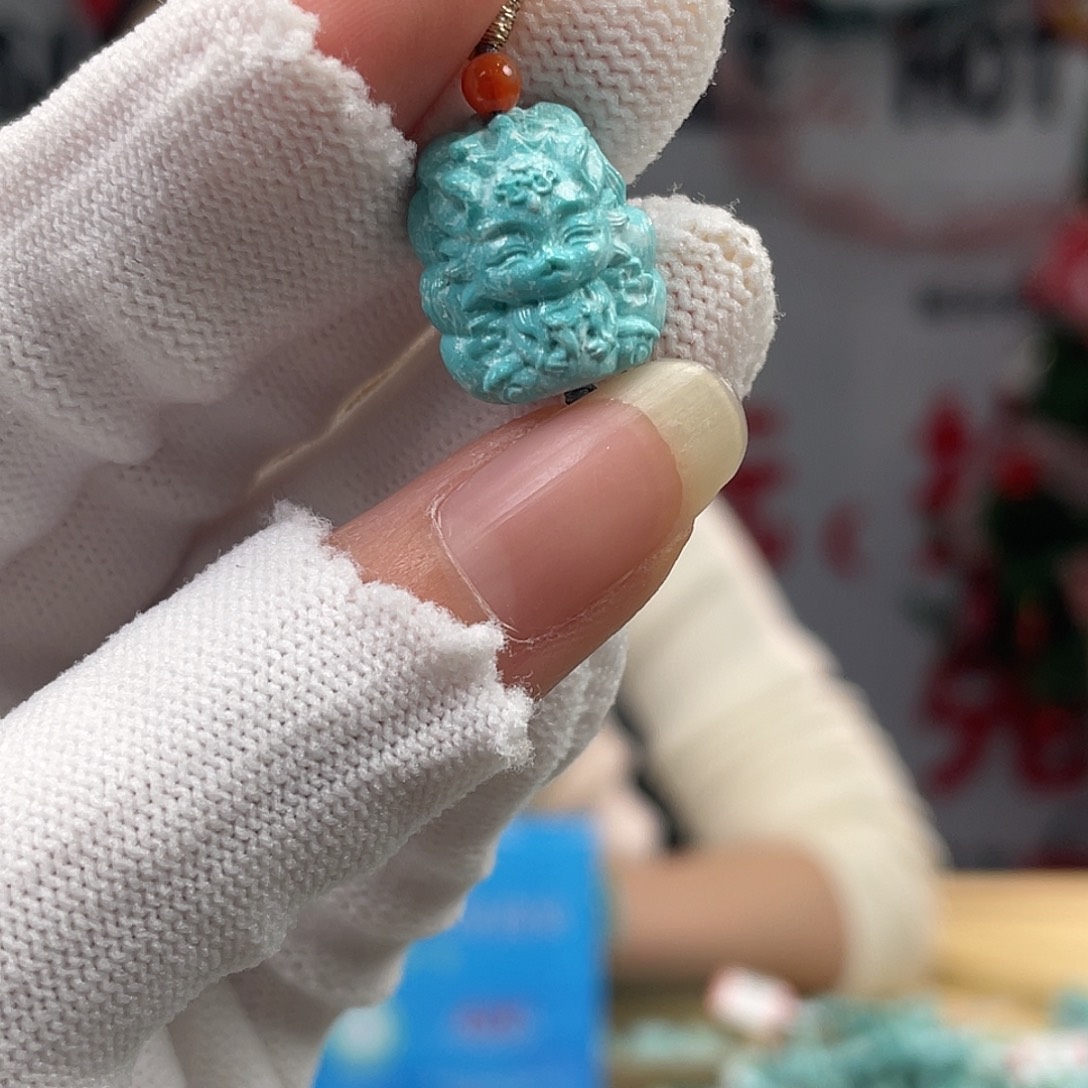 绿松石未镶嵌挂件