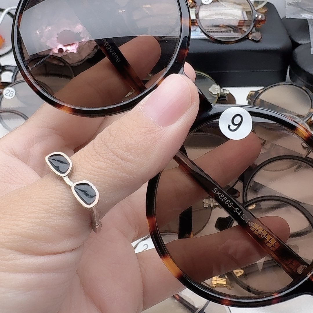 未***开东海水晶石头眼镜9