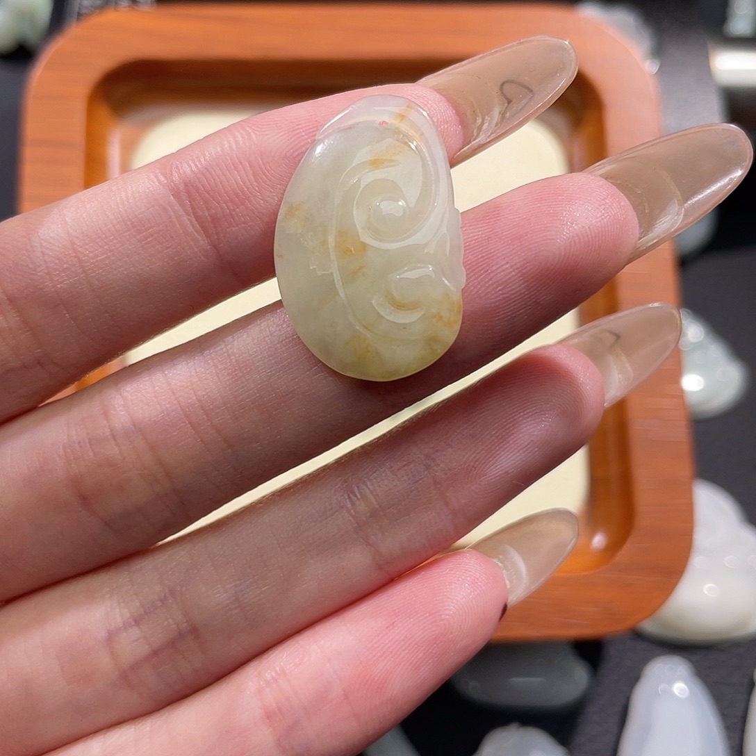 大***️翡翠未镶嵌吊坠(不含链)