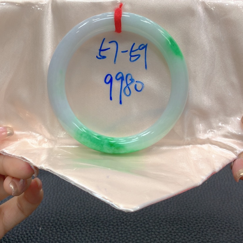 【闪购商品】翡翠手镯未镶嵌翡翠